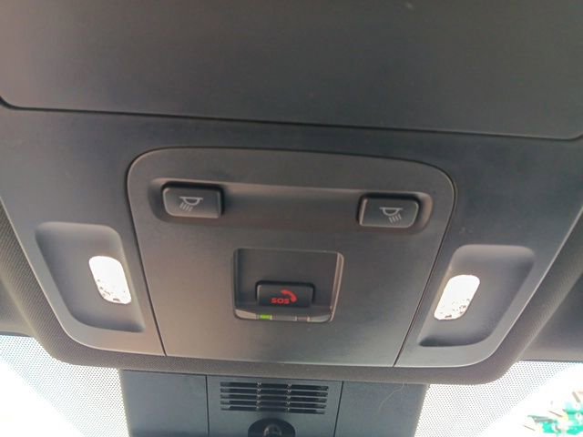 Used 2025 Toyota Camry SE image 20