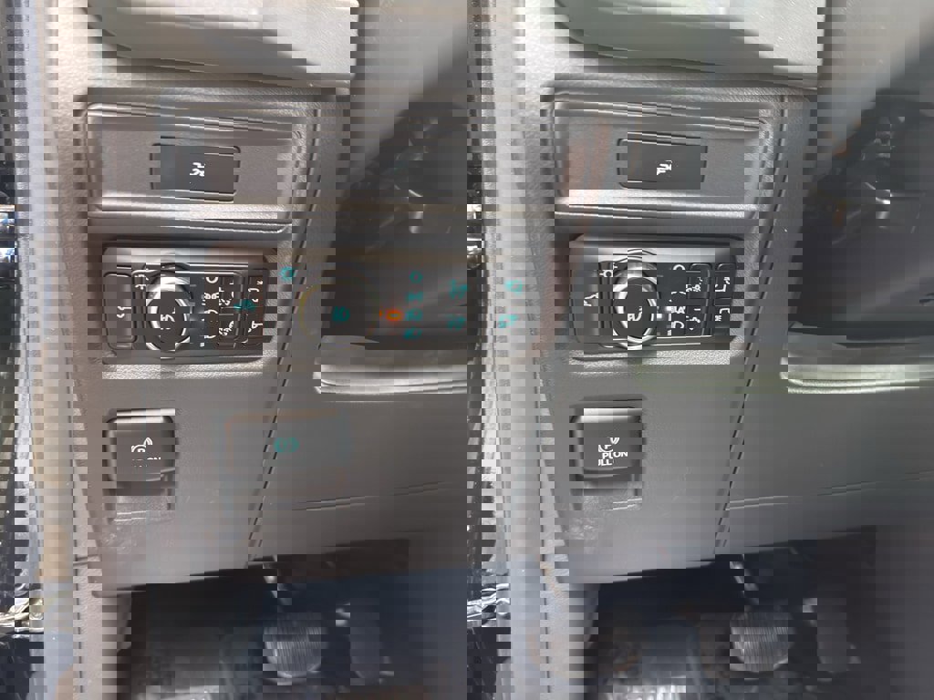 New 2026 Ford F150 XLT w/ Equipment Group 302A MID image 17