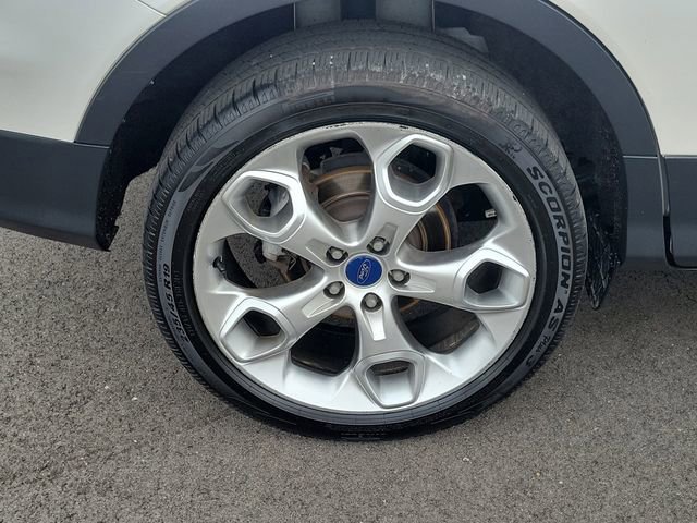 Used 2014 Ford Escape Titanium w/ Equipment Group 401A FWD image 5