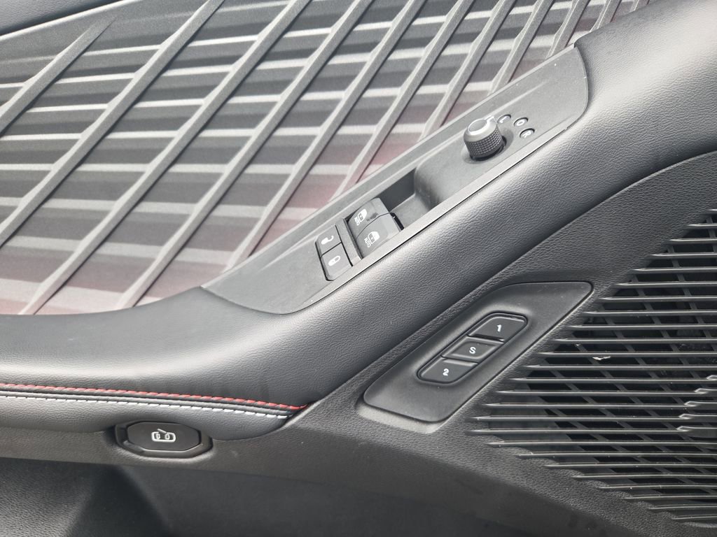 Used 2024 Dodge Charger R/T w/ Plus Group image 35