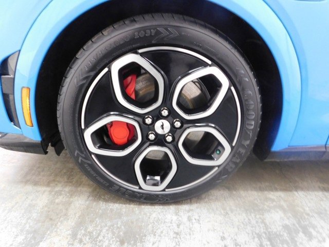 Used 2022 Ford Mustang Mach-E GT image 9