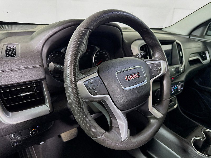 Used 2023 GMC Terrain SLE w/ Driver Convenience Package image 9
