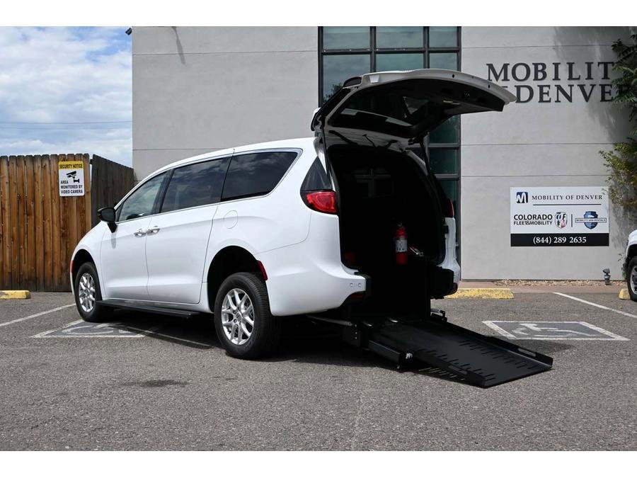 New 2025 Chrysler Voyager LX image 2