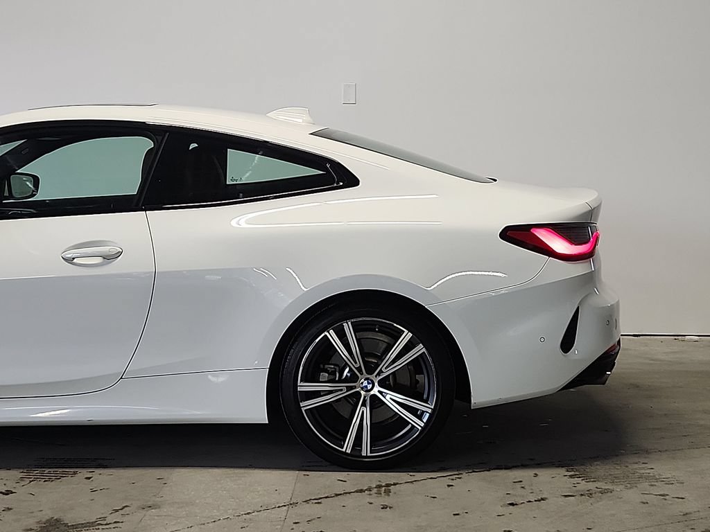 Used 2021 BMW 430i Coupe w/ Convenience Package RWD image 7