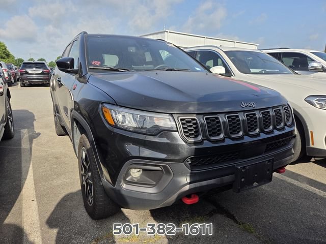 Used 2024 Jeep Compass Trailhawk AWD/4WD image 7