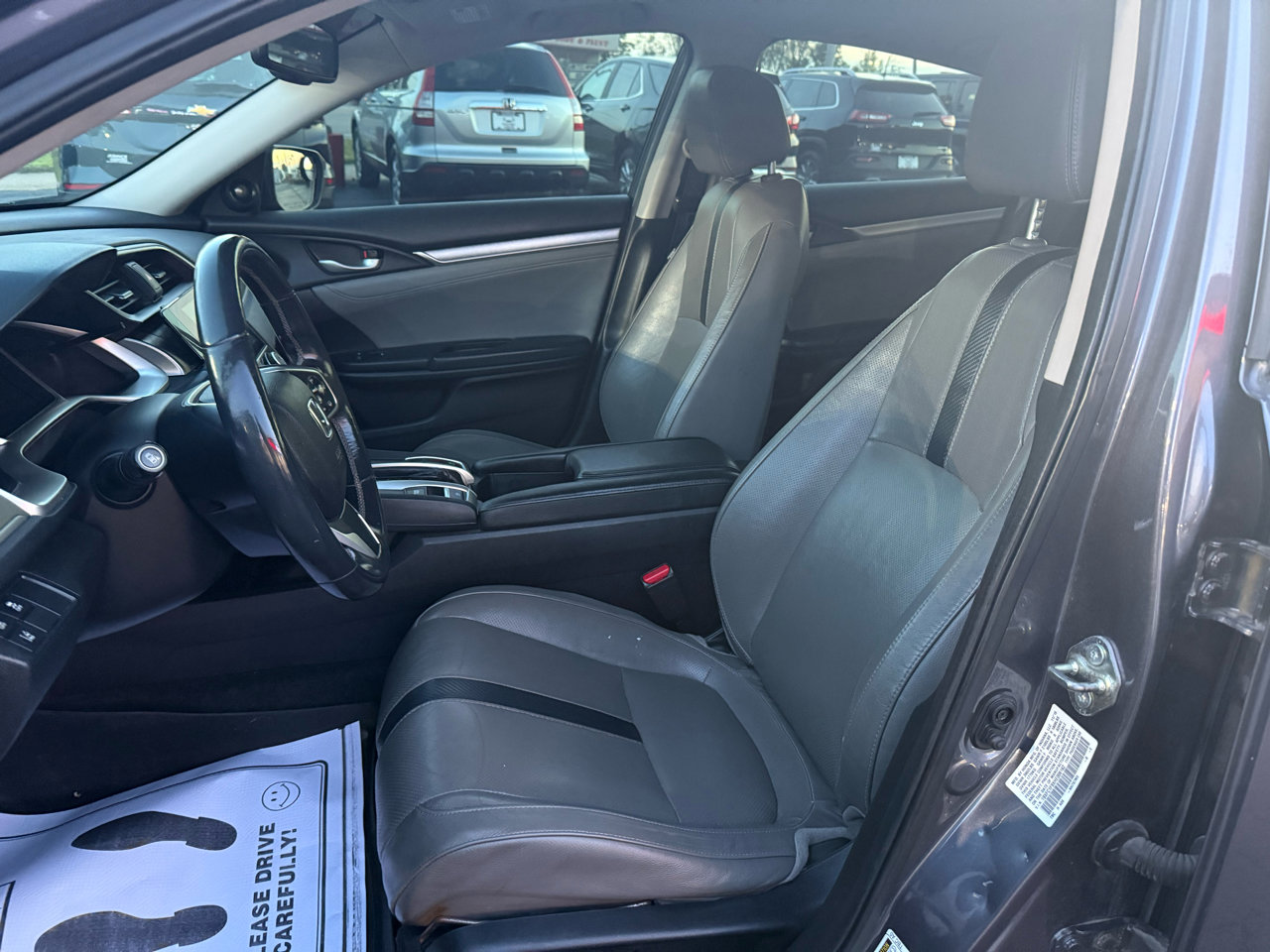 Used 2017 Honda Civic Touring image 9