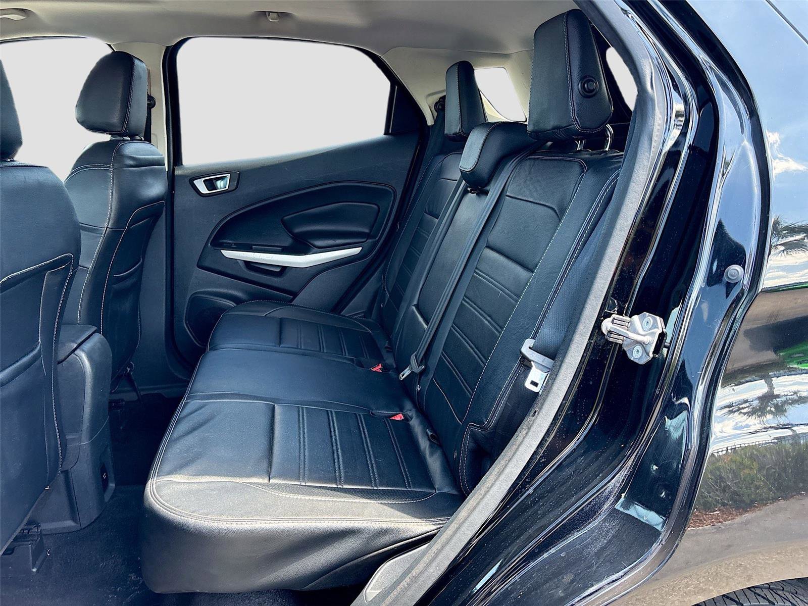 Used 2019 Ford EcoSport Titanium FWD image 25