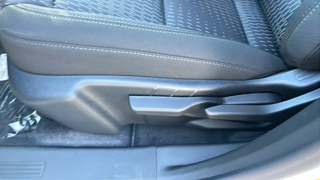 New 2027 Chevrolet Equinox LT FWD image 27
