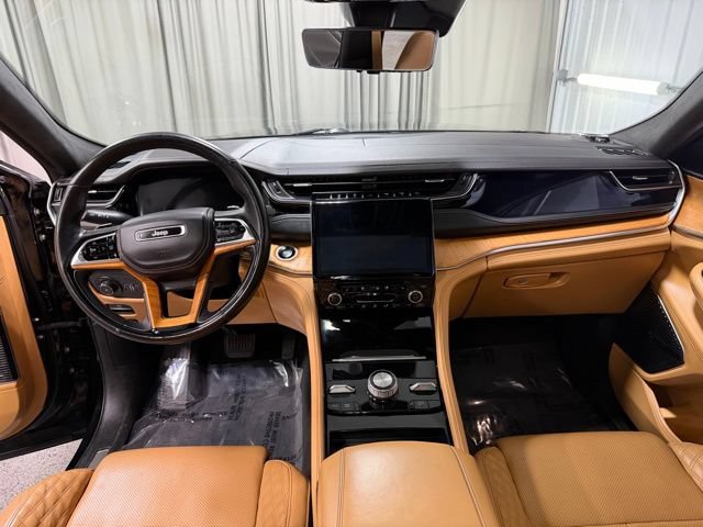 Used 2022 Jeep Grand Cherokee L Summit AWD/4WD image 13