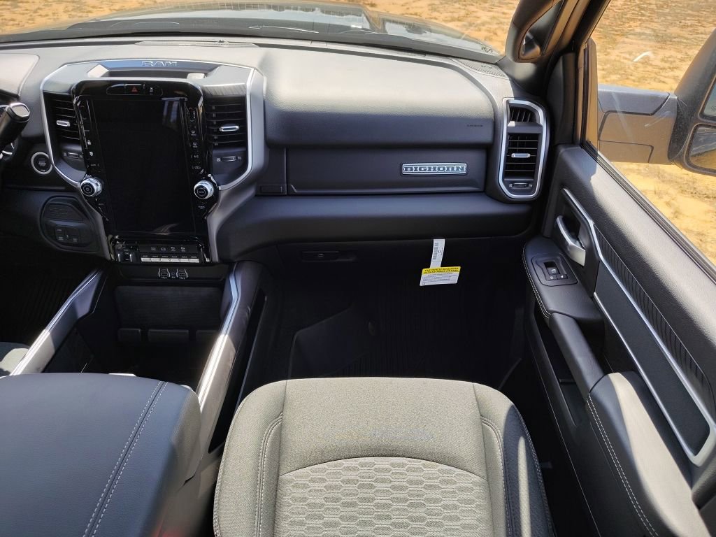 New 2025 RAM 2500 Big Horn AWD/4WD image 30