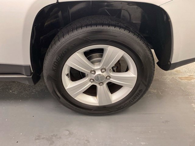Used 2014 Jeep Compass Sport w/ Power Value Group AWD/4WD image 26
