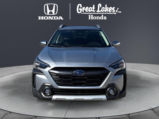 Used 2025 Subaru Outback Touring AWD/4WD image 8
