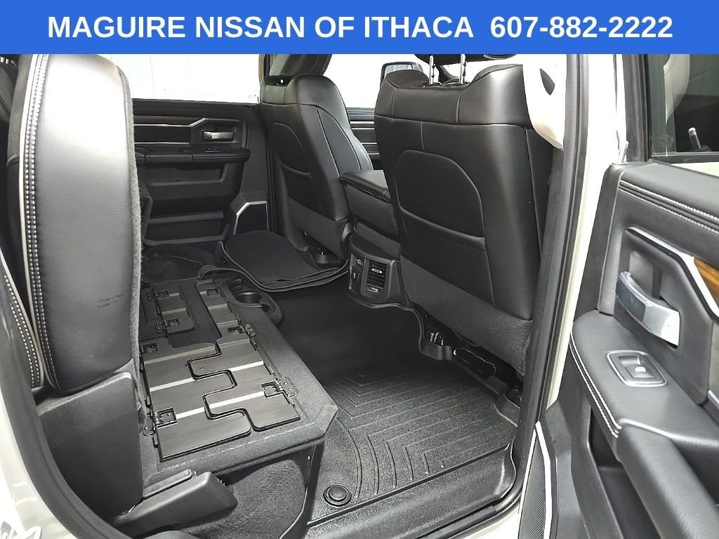 Used 2024 RAM 2500 Laramie w/ Snow Chief Group AWD/4WD image 17