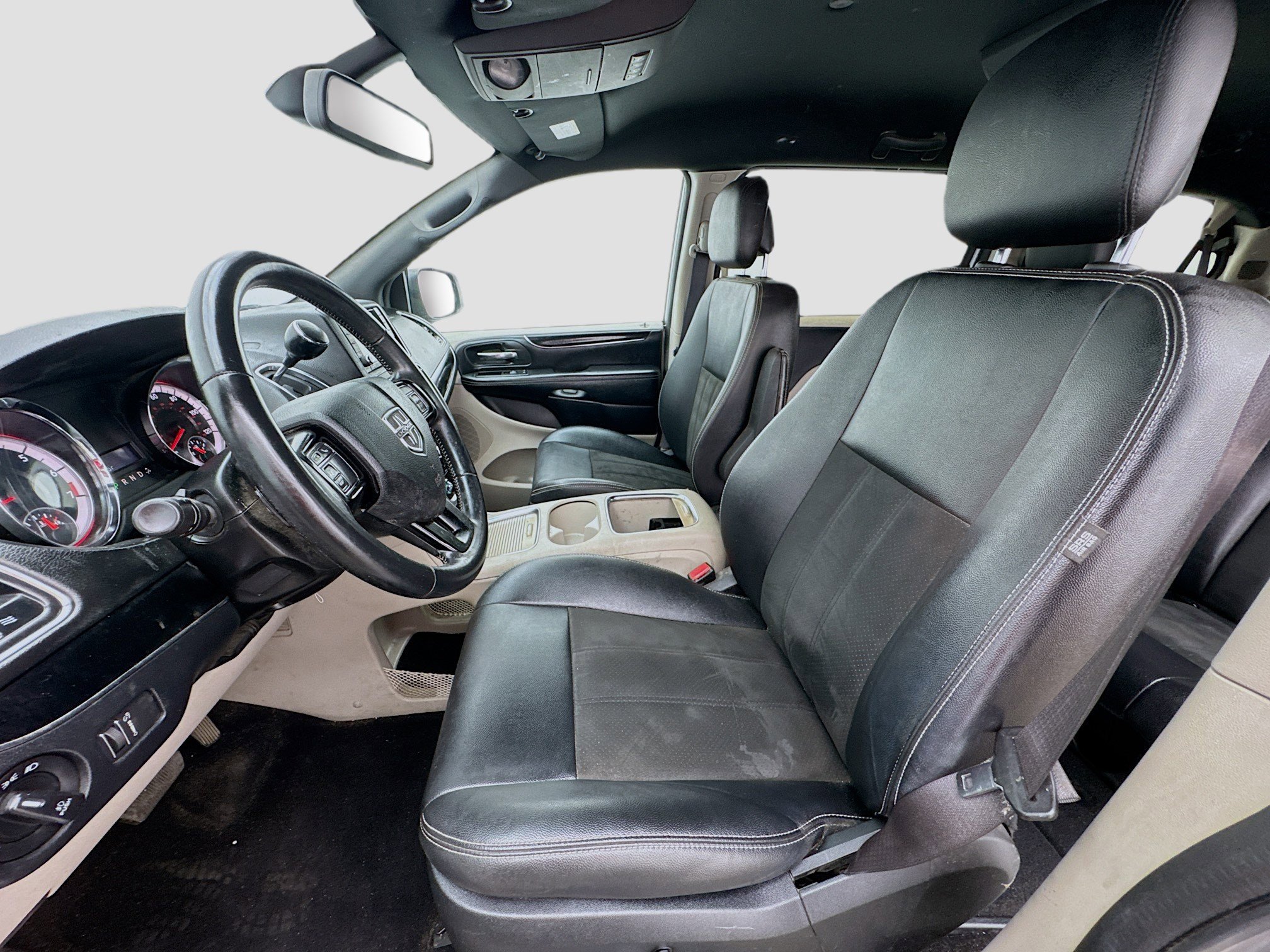 Used 2019 Dodge Grand Caravan SXT image 13