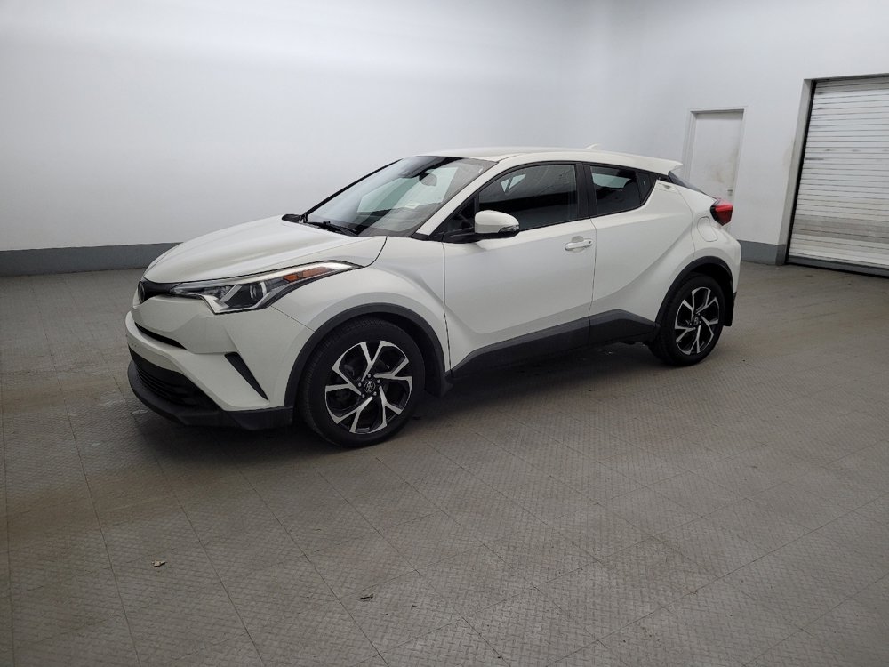 Used 2018 Toyota C-HR XLE image 2