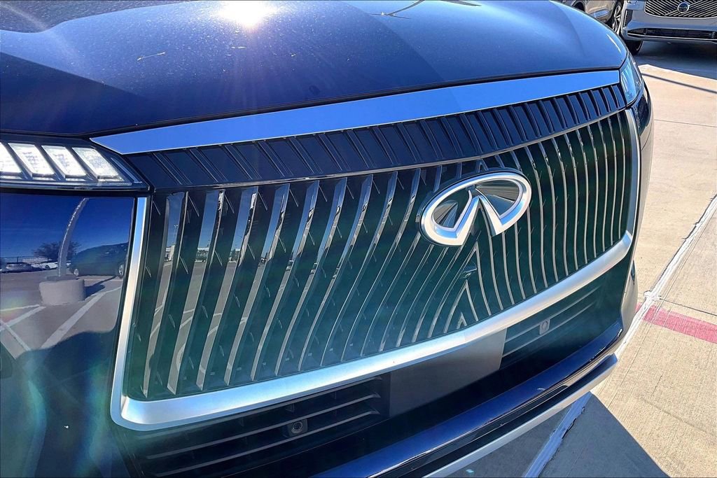 Certified 2025 INFINITI QX80 Luxe image 39