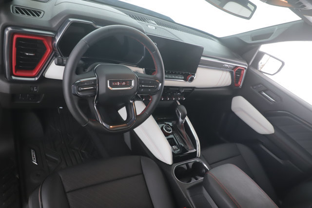 Used 2024 GMC Canyon AT4X AWD/4WD image 17
