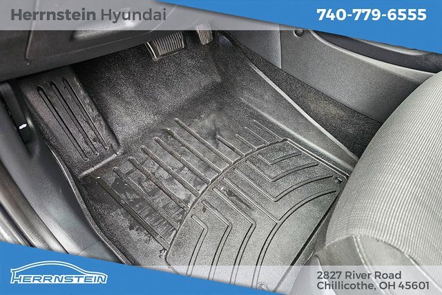 Used 2023 Hyundai Kona SEL image 17