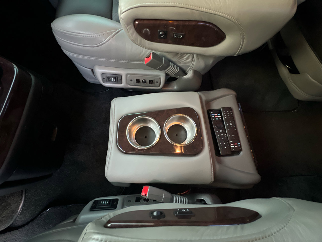 Used 2022 Chevrolet Express 2500 Extended w/ Enhanced Convenience Package image 57