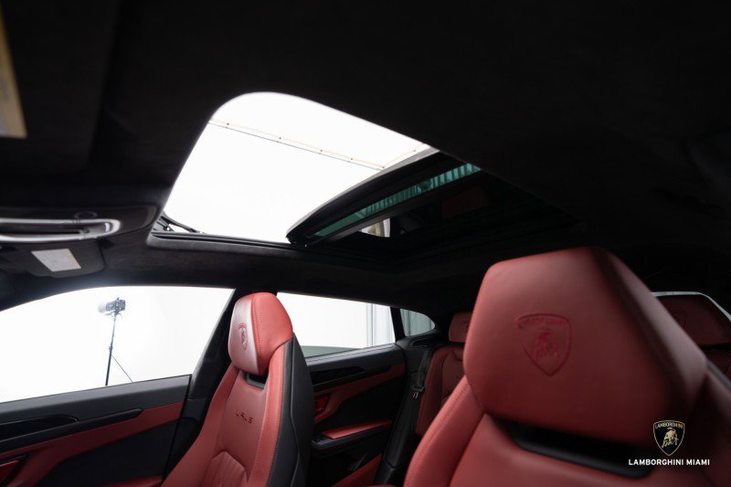 Used 2024 Lamborghini Urus S image 31