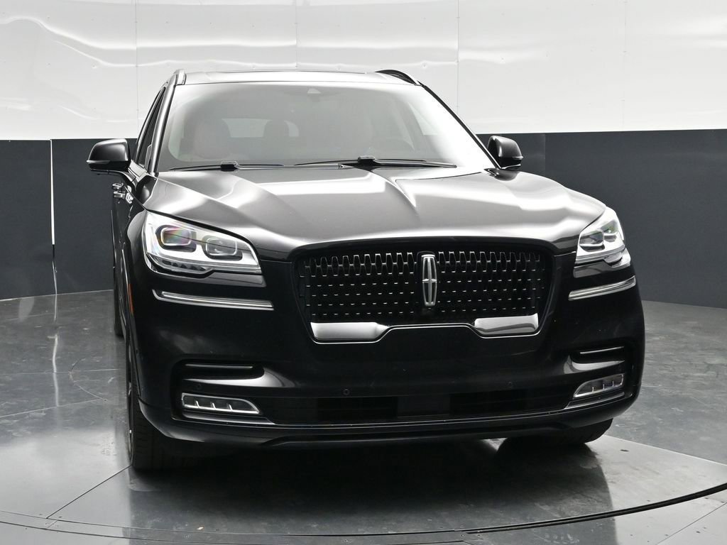 Used 2024 Lincoln Aviator Reserve w/ Equipment Group 201A AWD/4WD image 9