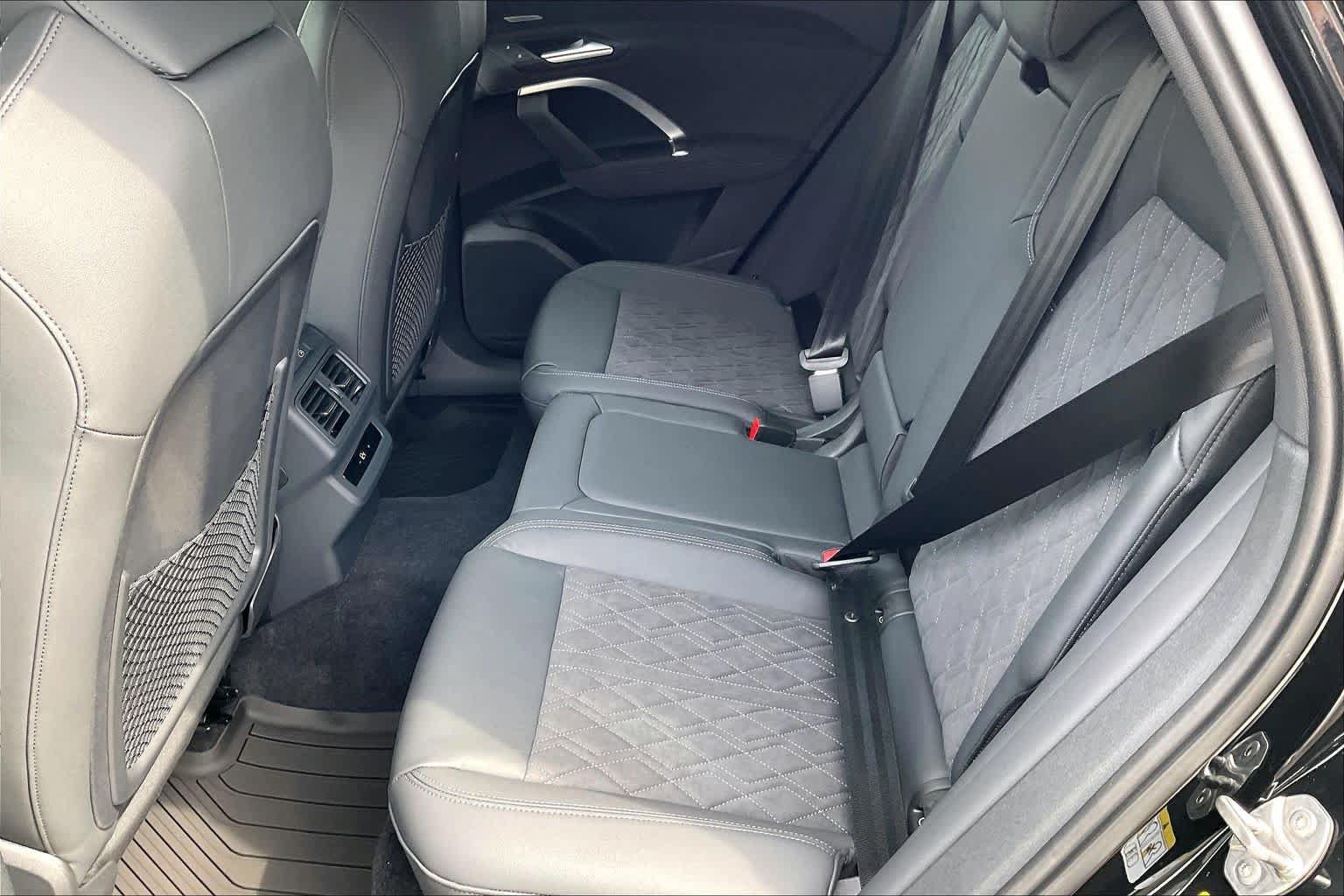 New 2026 Audi SQ5 Premium Plus AWD/4WD image 17