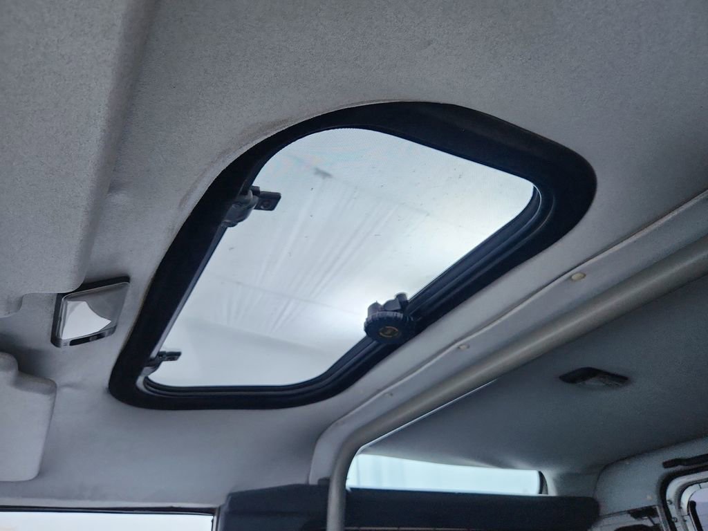 Used 1997 Land Rover Defender 90 image 16