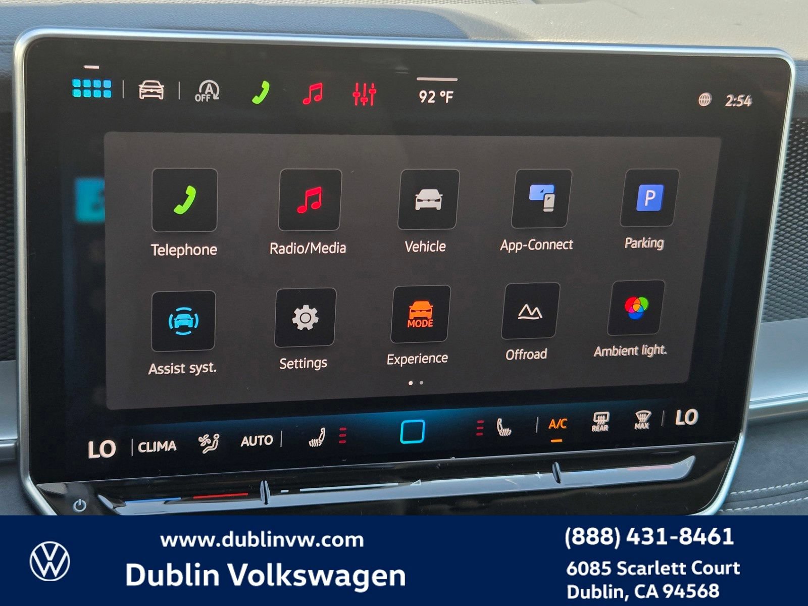 New 2026 Volkswagen Tiguan SE AWD/4WD image 13