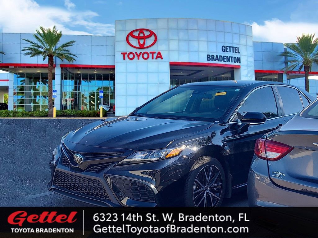 Used 2023 Toyota Camry SE