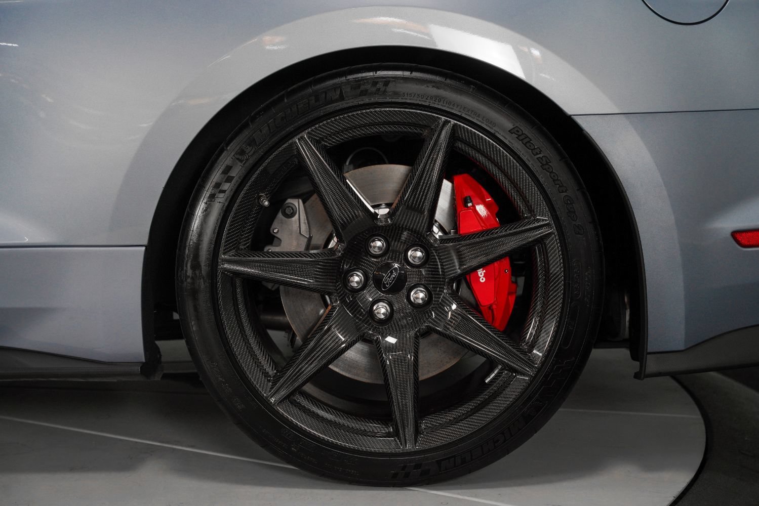 Used 2022 Ford Mustang Shelby GT500 w/ Carbon Fiber Track Pack RWD image 18