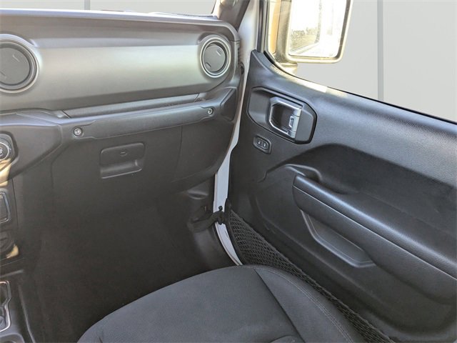 Used 2022 Jeep Gladiator Sport image 17
