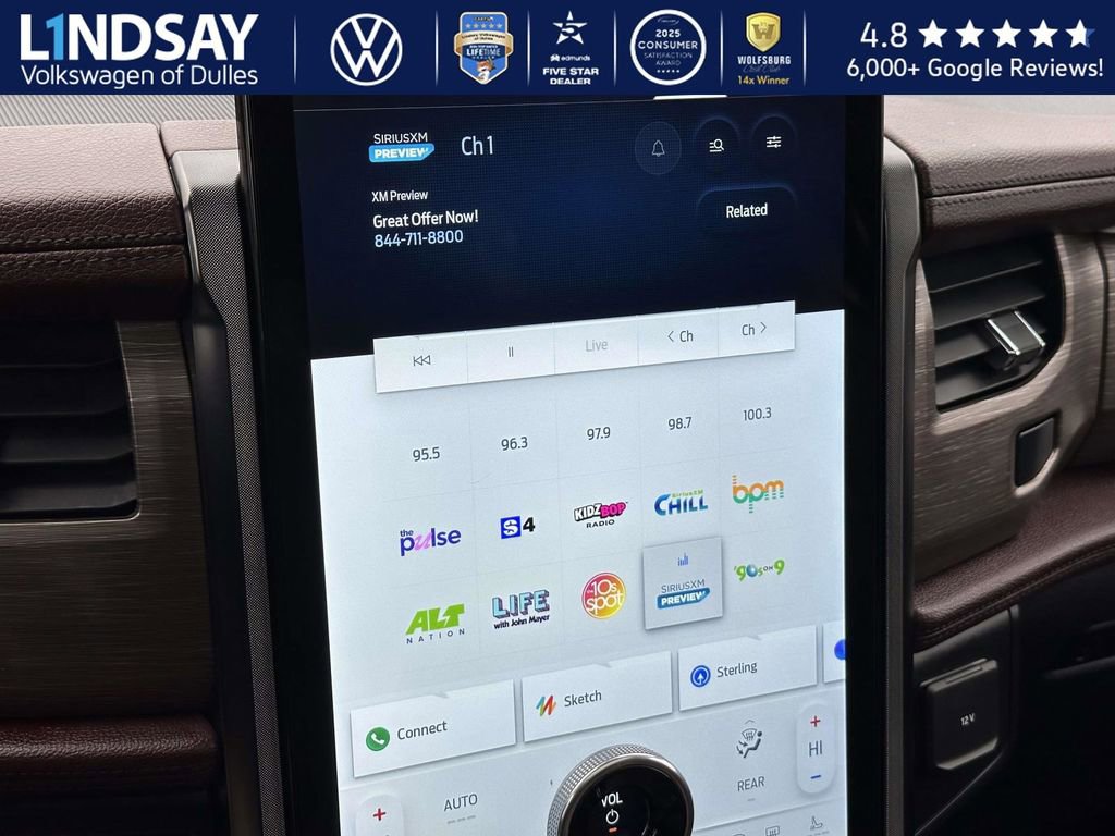 Used 2022 Ford Expedition Limited image 17