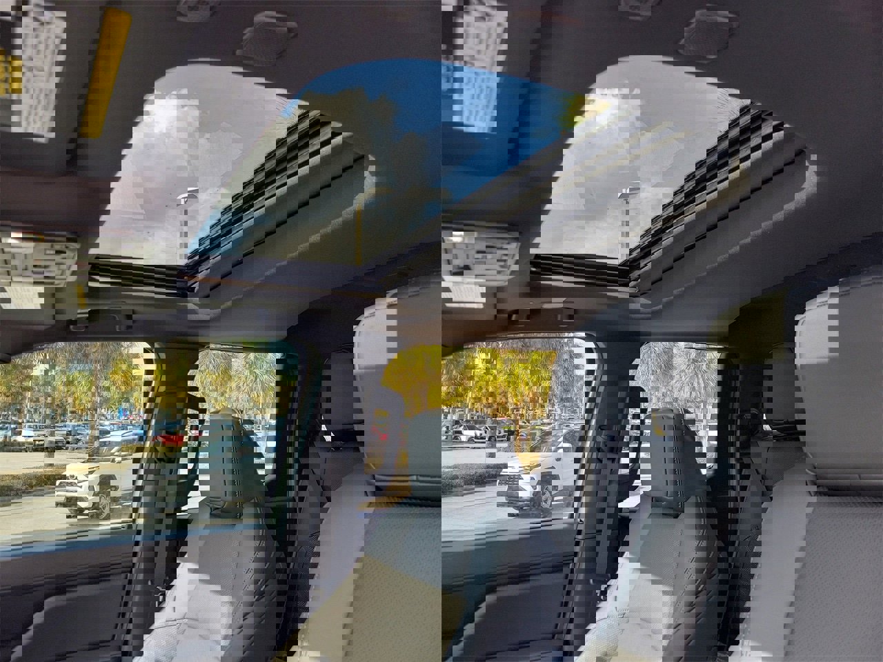 New 2025 Toyota Tacoma TRD Off-Road image 17