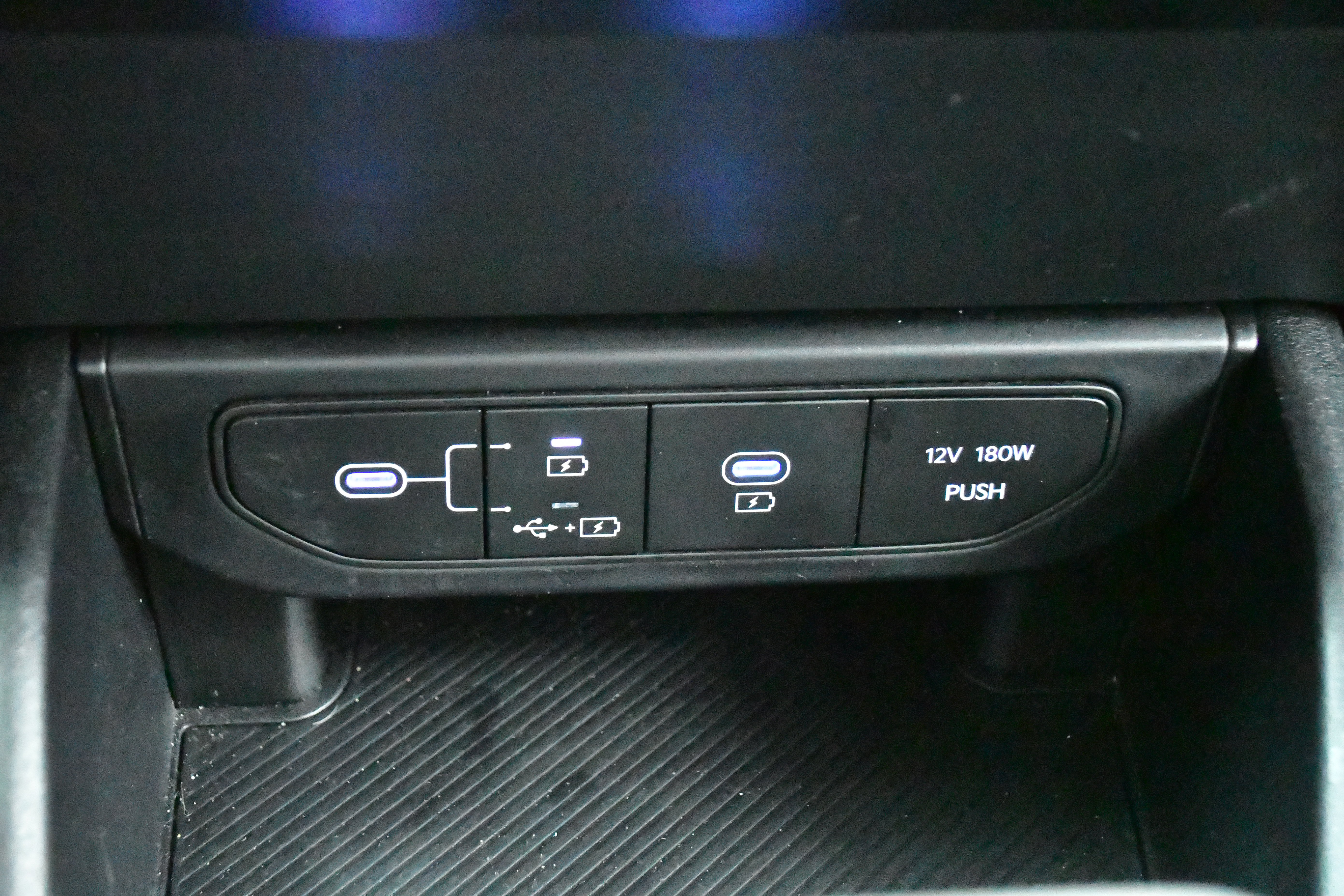 Used 2025 Kia K4 FWD image 26