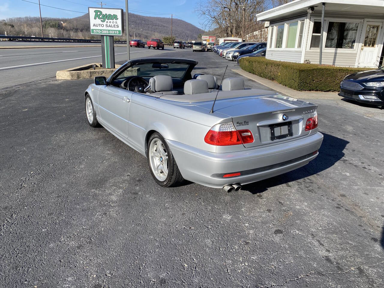 Used 2005 BMW 330Ci Convertible image 10