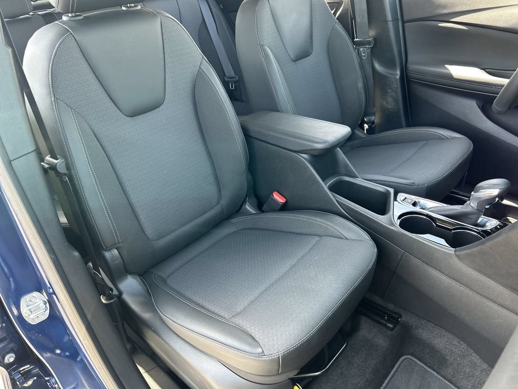Used 2023 Buick Encore GX Select w/ Safety Package II FWD image 28