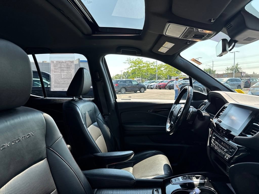Certified 2021 Honda Ridgeline Black Edition image 18