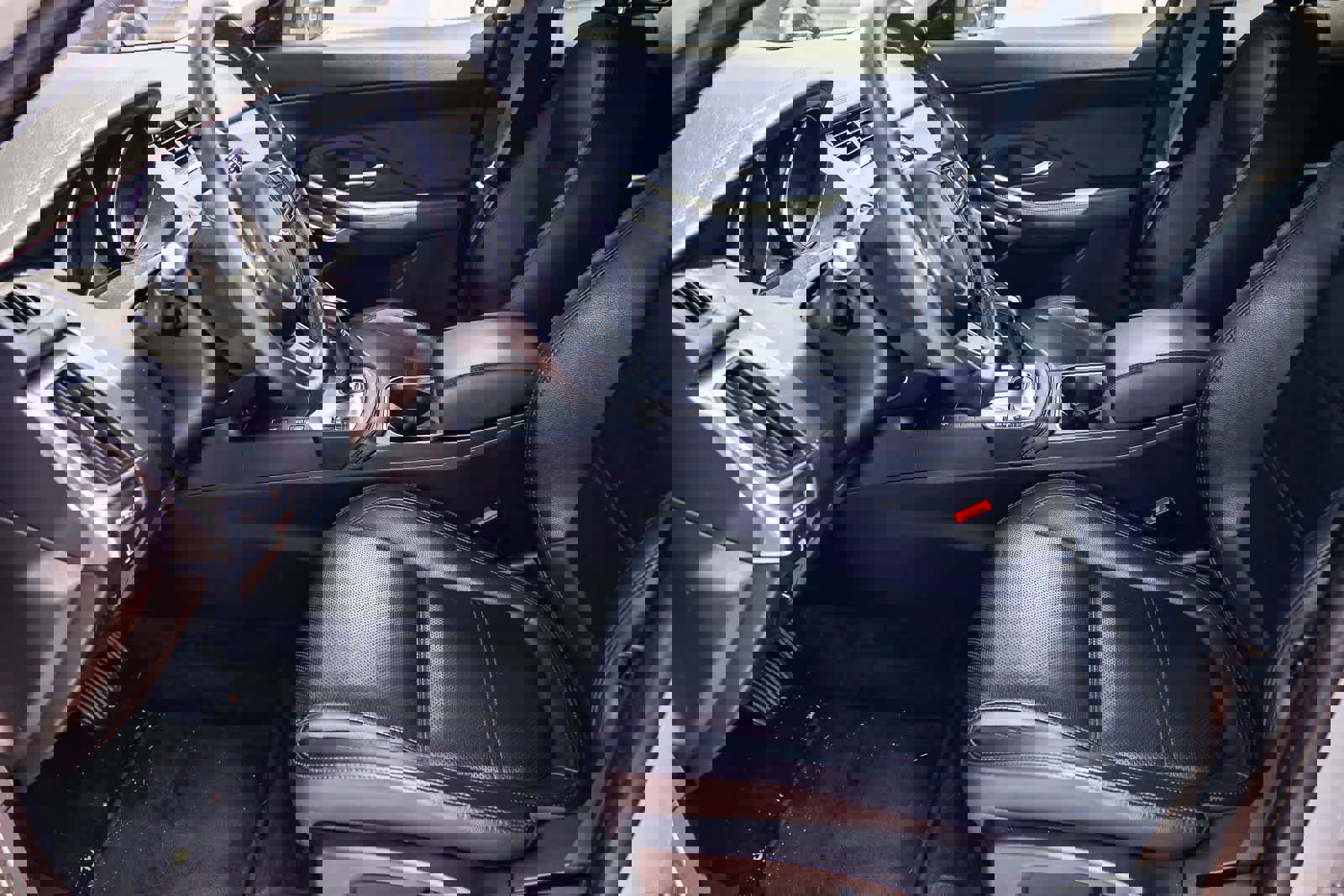 Used 2020 Jaguar E-PACE image 18