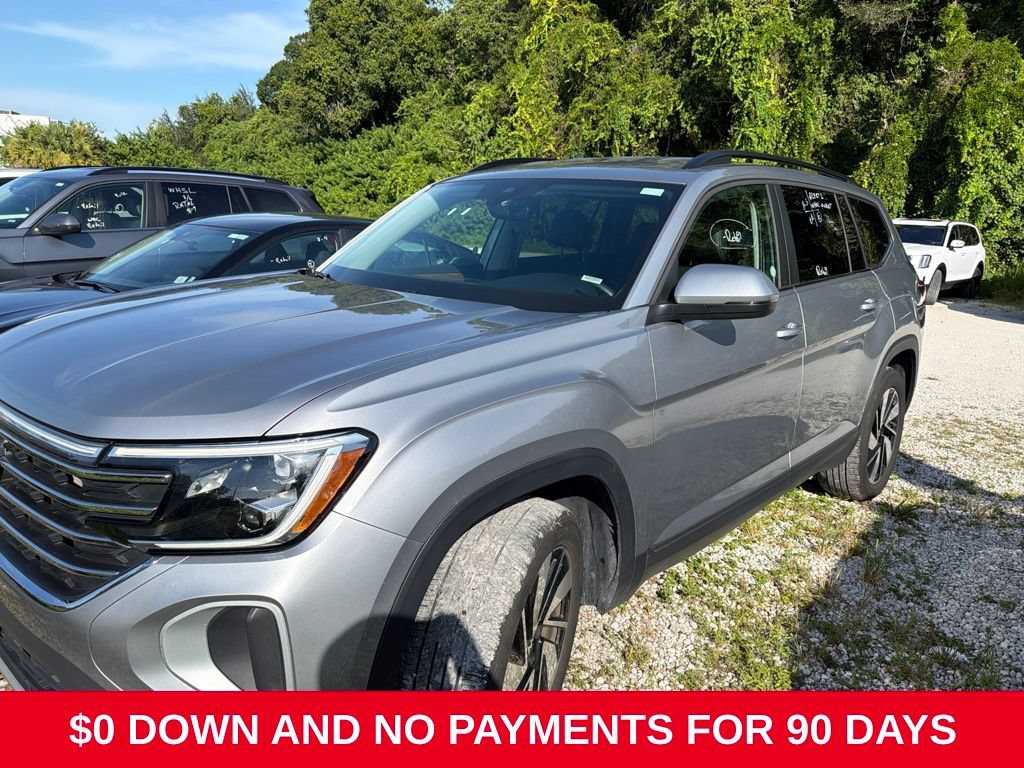 Used 2025 Volkswagen Atlas SE FWD image 1