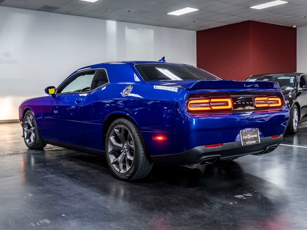 Used 2019 Dodge Challenger R/T RWD image 5