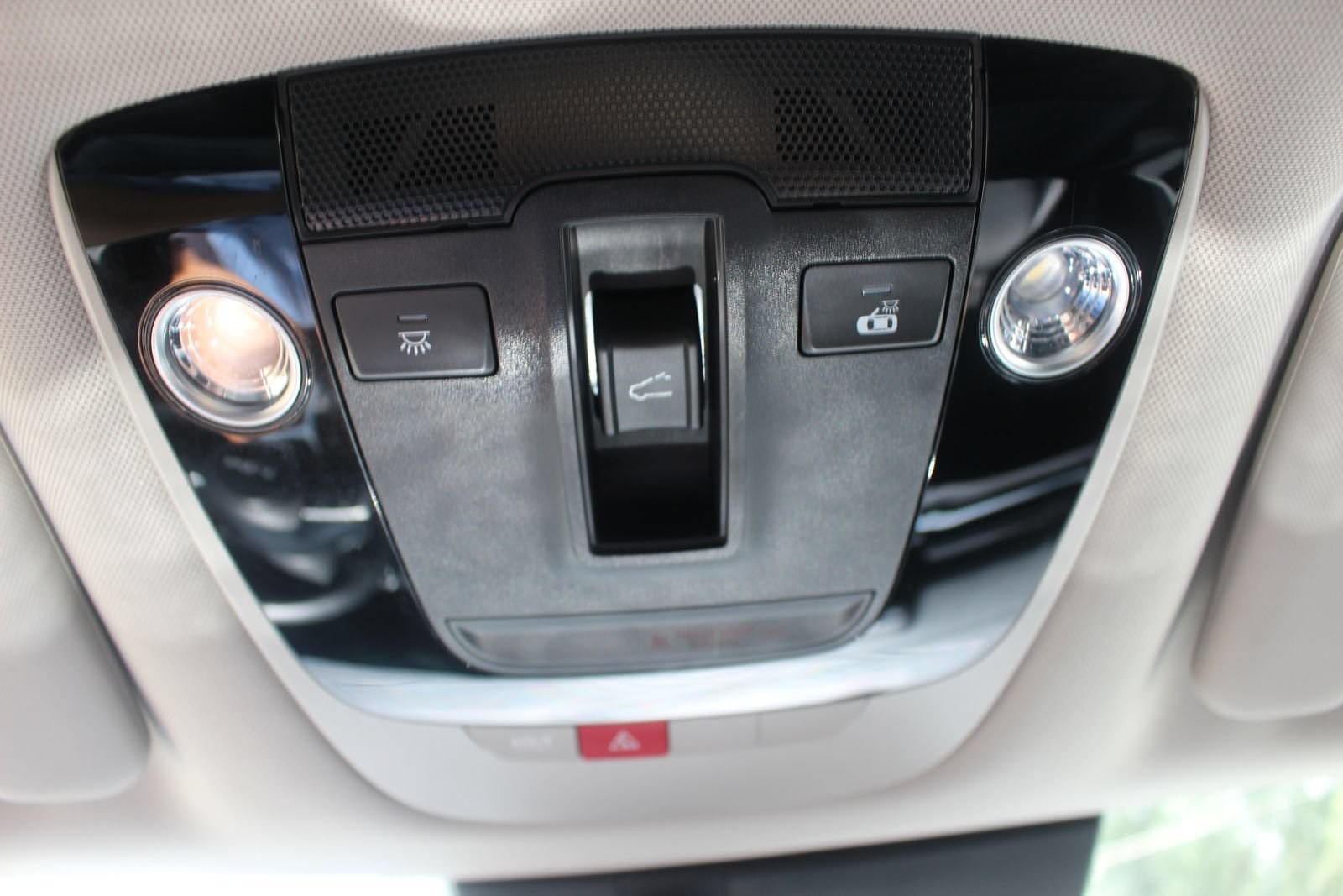 Certified 2025 Kia Sportage SX Prestige AWD/4WD image 27