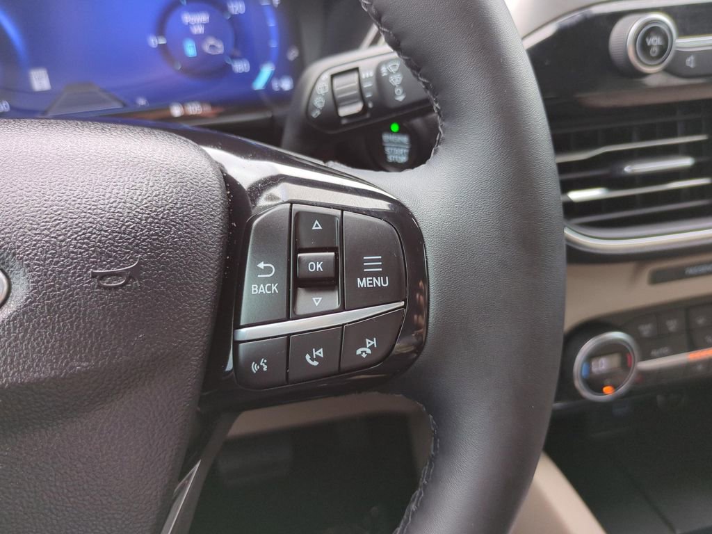 Used 2021 Ford Escape Titanium FWD image 20