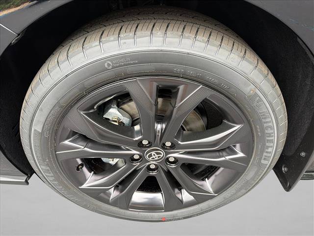 New 2026 Toyota Sienna XSE FWD image 11