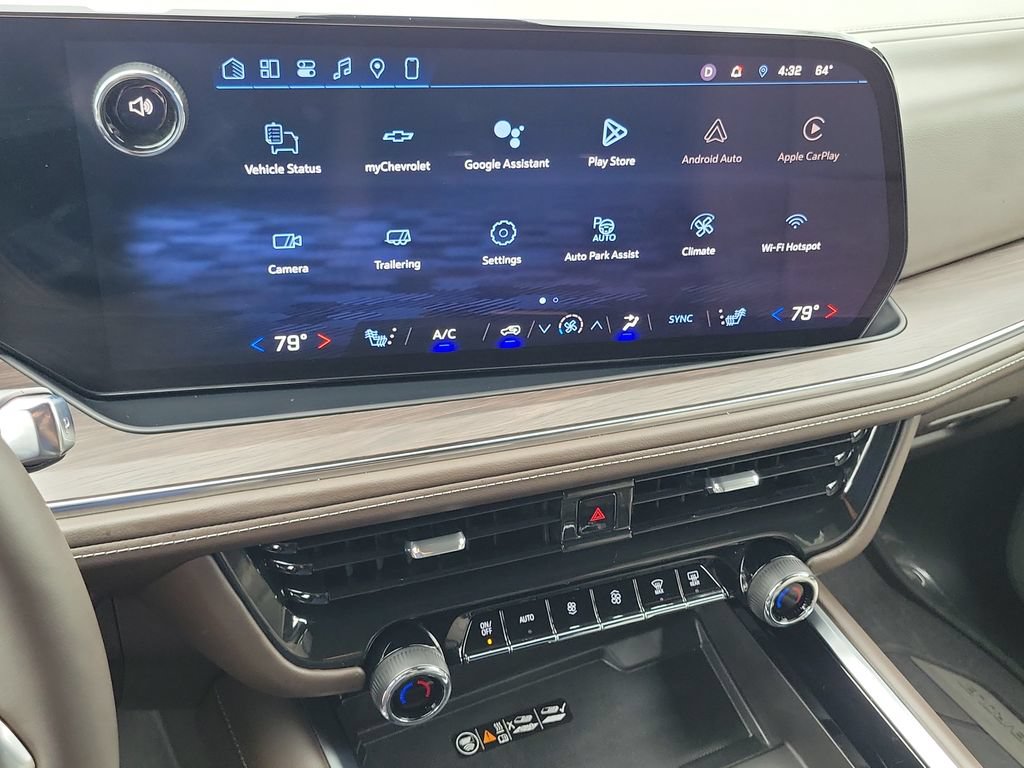 Used 2025 Chevrolet Tahoe Z71 AWD/4WD image 8