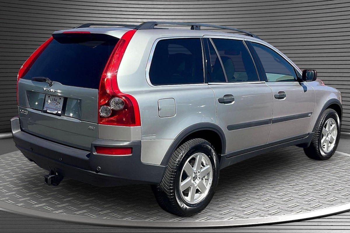 Used 2005 Volvo XC90 2.5T AWD/4WD image 6