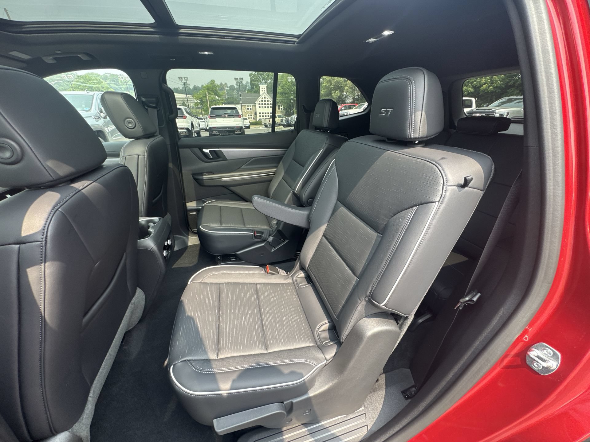 New 2026 Buick Enclave Sport Touring w/ Power Package AWD/4WD image 25