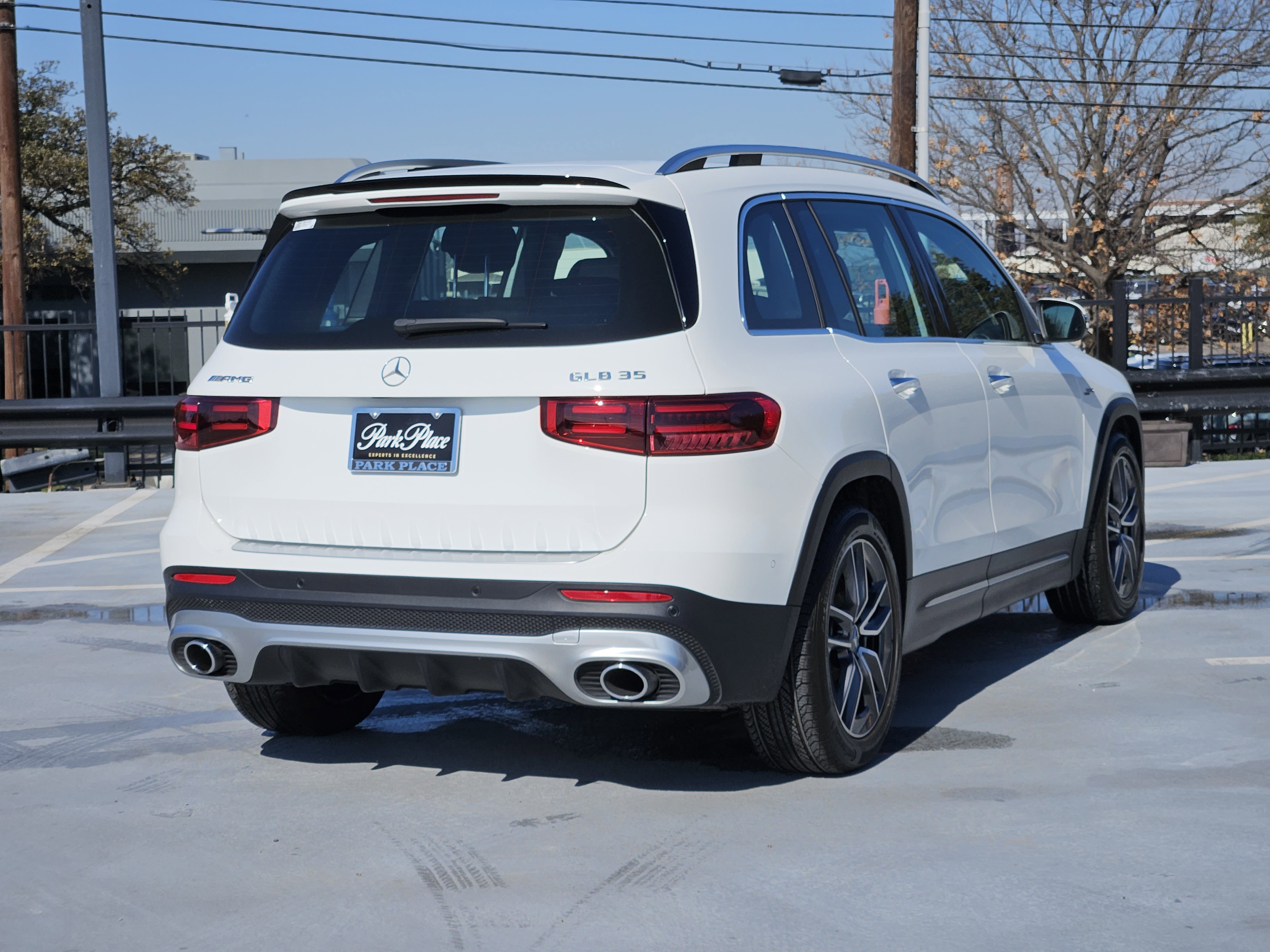 Used 2025 Mercedes-Benz GLB 35 AMG 4MATIC image 8