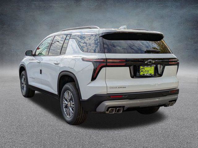 New 2026 Chevrolet Traverse LT w/ Driver Confidence Package FWD image 5