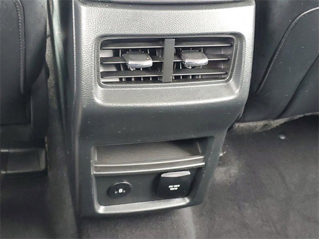 Used 2023 Ford Edge SEL w/ Convenience Package image 29