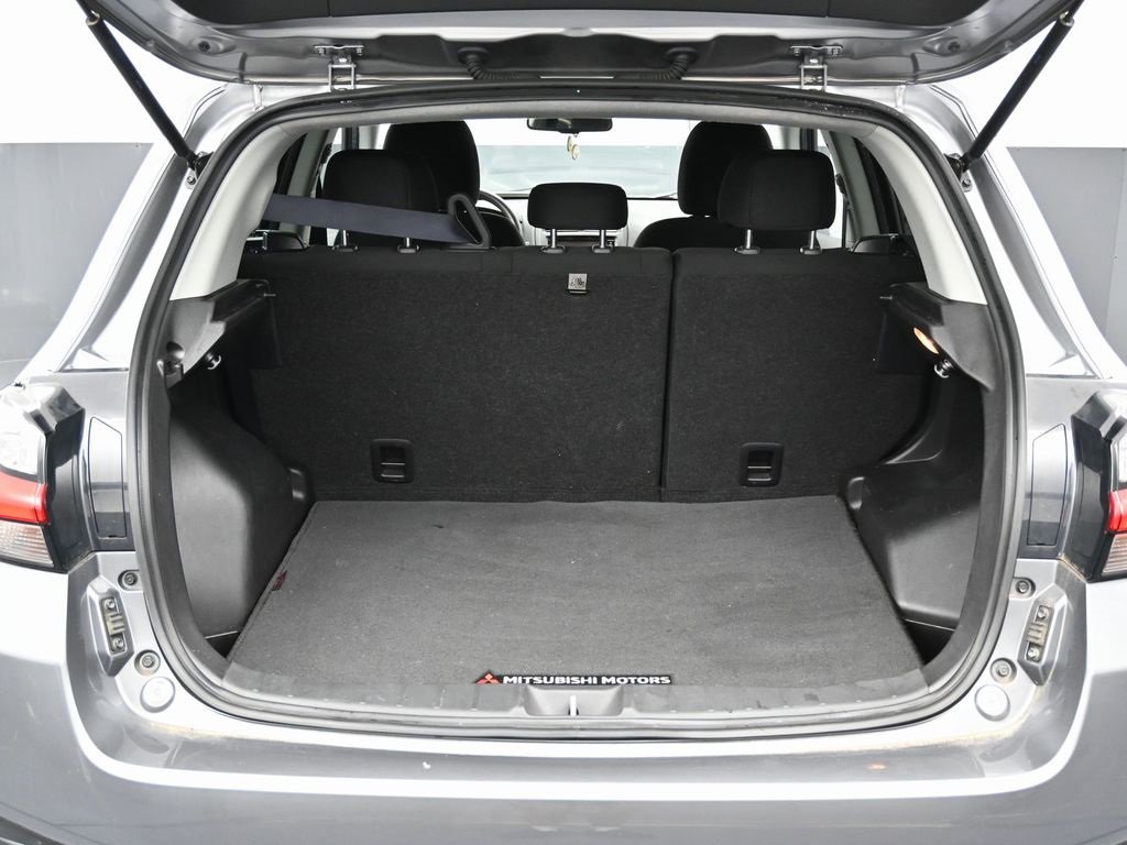 Used 2021 Mitsubishi Outlander Sport ES image 13